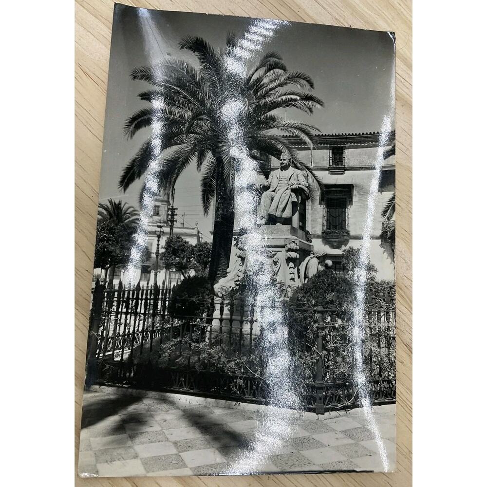 Vintage Jerez Estatua Marques Domecq Ediciones Sicilia B&W Postcard 5.5x3.5 In